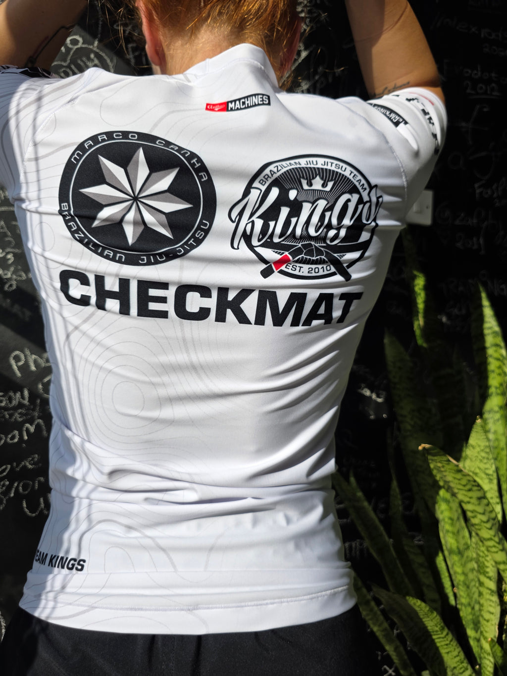25Contour Rashguard White