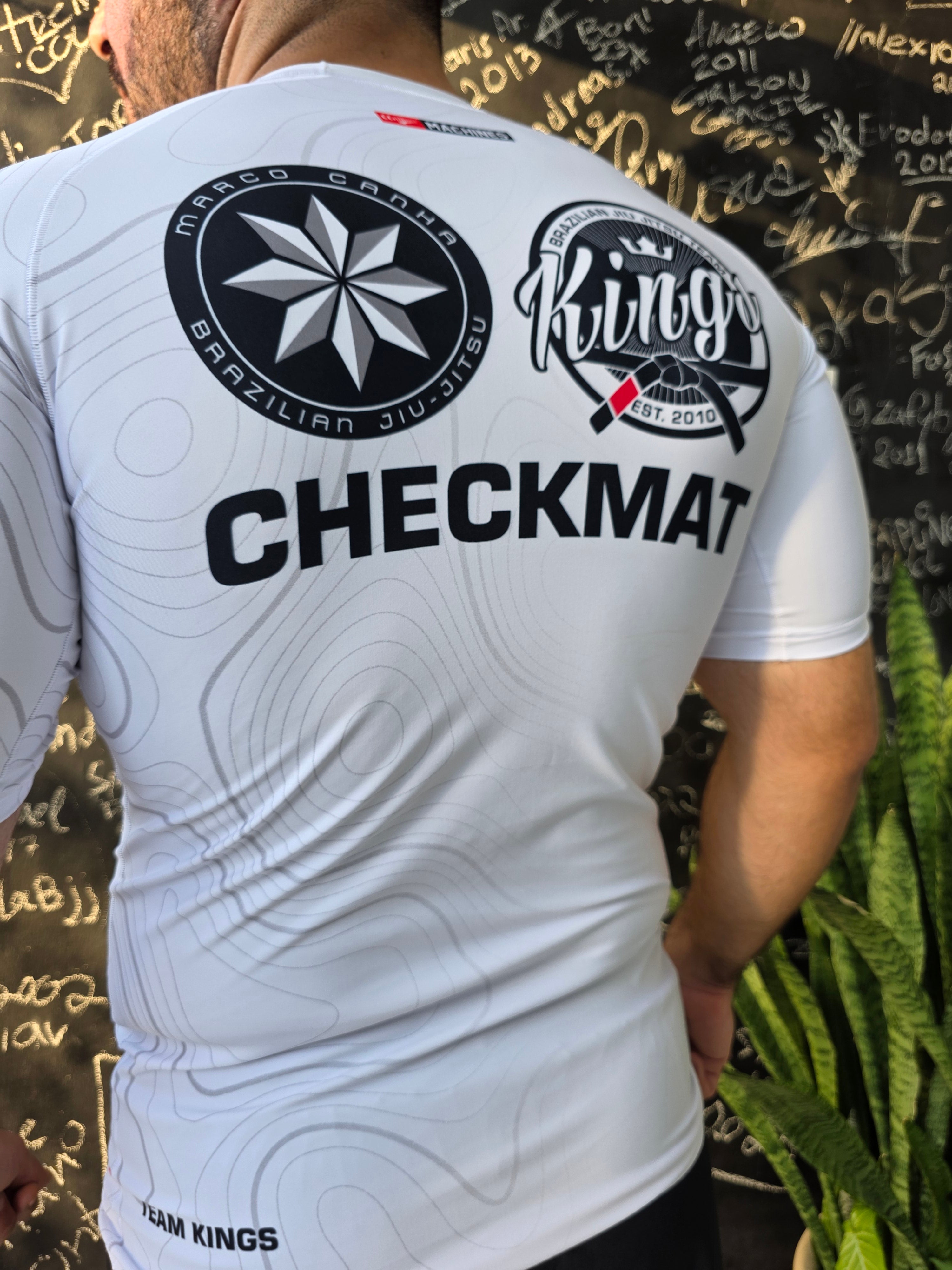 25Contour Rashguard White