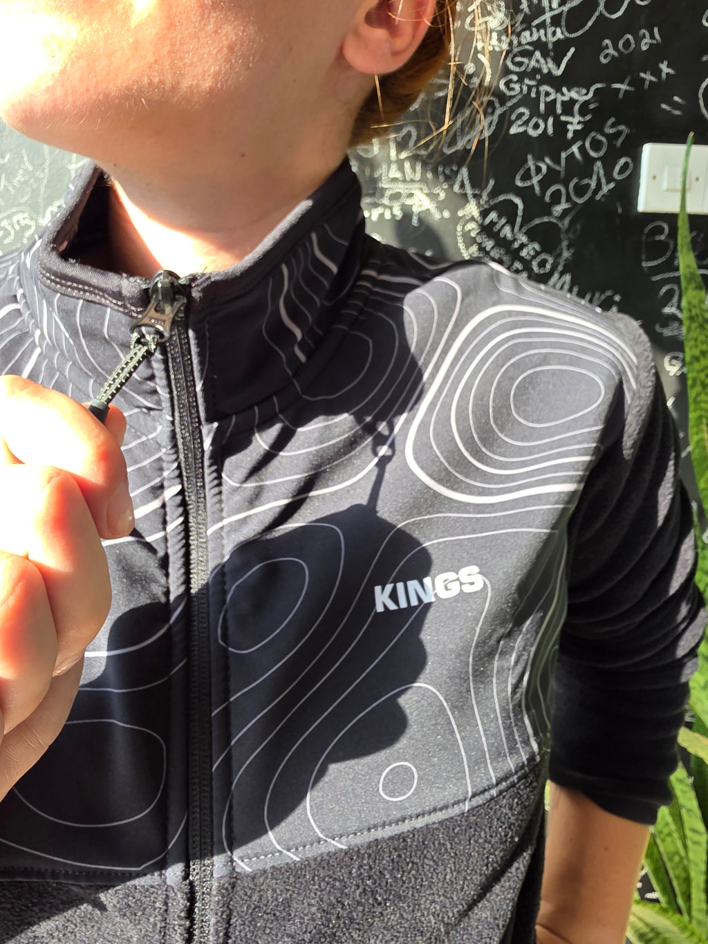 24Contour Fleece Black